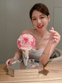 Flower Ice Cream Rose Creative Acrylic Jewelry (Option: Strawberry-24x18x28cm)